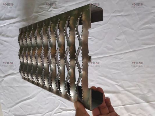 Antypoślizgowa perforowana metalowa płyta Chodnik Grip Strut Kratka bezpieczeństwa 2,0-4,0 mm