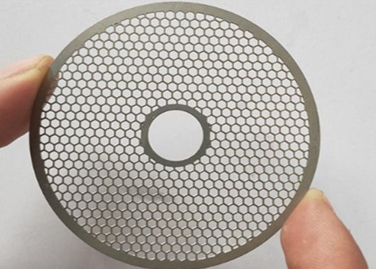 Precyzyjna elektronika Perforowana siatka metalowa Ultra cienki otwór 0,04 mm