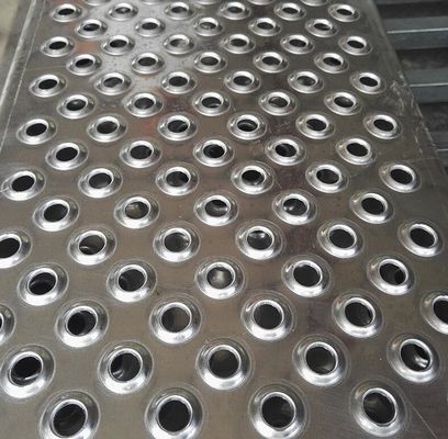 Gorąco ocynkowane Perf O Grip Grating 2-4m Aluminiowe stali nierdzewnej