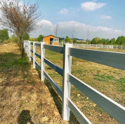 Biały panel ogrodzeniowy z PCW dla koni, 4-szynowy, bariera dla zwierząt hodowlanych