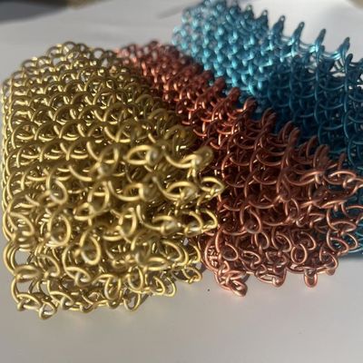 Kolorowa powierzchniowa aluminiowa tkanina łańcucha łącza zasłonięcia siatki