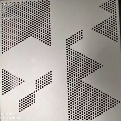 Konstrukcja na zamówienie okrągły trójkąt dziurkowy aluminium stal nierdzewna Perforated Sheet For Decorative Mesh