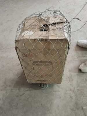 Przeciwkradzież Dostosowywalny rozmiar Diamentowy dziurkowy kształt sieć liny z stali nierdzewnej do ogrodzenia bezpieczeństwa