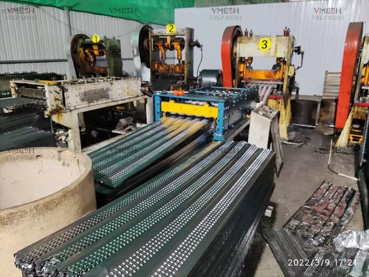 Materiały budowlane antykorozyjne Ocynkowana stal Wysokie żebro Lath Mesh