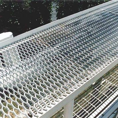 Stal węglowa 4 mm Hexagon Hole Expanded Metal Mesh Heavy Duty