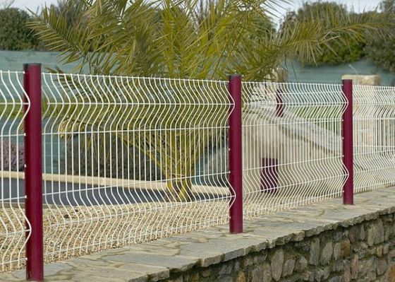 Ogrodzenie z siatki drucianej zgrzewanej 3D ocynkowane 50x100mm 3,0mm malowane proszkowo