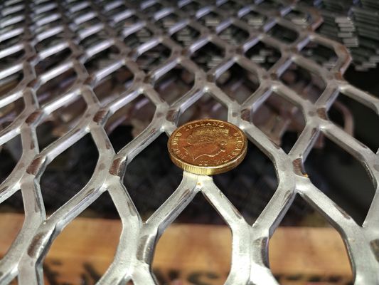 Wyroby z stali przemysłowej z rozbudowaną siatką diamentową z rozbudowaną stalową siatką metalową