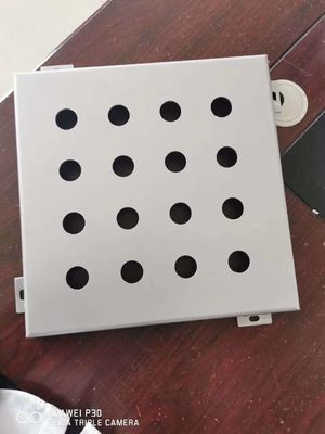 0.7mm 1mm 2mm Aluminium Galwanizowane Stal Nierdzewna Perforatowany Metal Niestandardowy Design Dziury