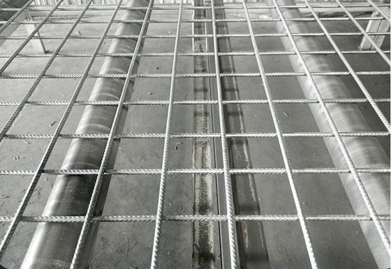2*2in Panel z galwanizowaną siecią stalową do konstrukcji