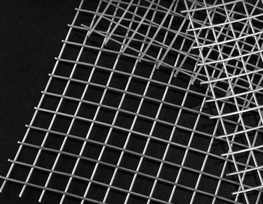 25x25mm Galwanizowane panely zestawu zestawu z spawanymi drutami do dekoracyjnych ogrodzeń