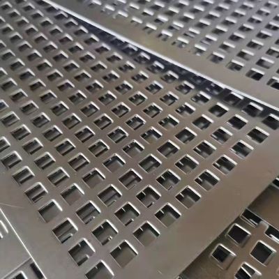 PVDF Dekoracyjna Aluminiowa Płytka Metalowa Perforowana z Kwadratową Dziurą Do Zasłon ściennych