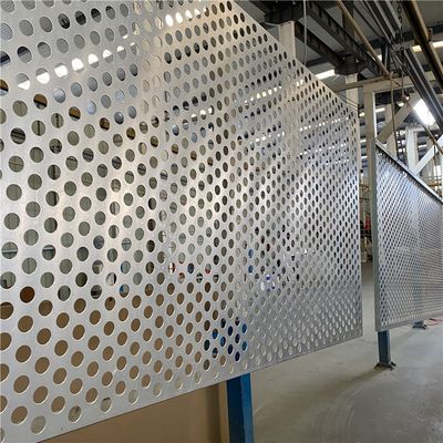 Z galwanizowanej stali węglowej Perforatowane blachy metalowe 1000x2000 mm Okrągłe otwór