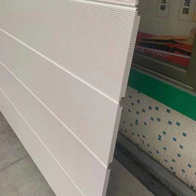 Czarna aluminiowa perforowana płyta metalowa do ściany zasłonowej 1,8 mm