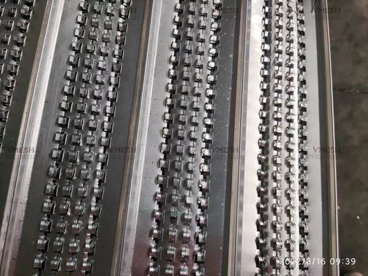 Materiały budowlane antykorozyjne Ocynkowana stal Wysokie żebro Lath Mesh