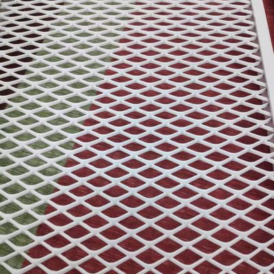 Dekoracyjny aluminium 0,5 mm Architektoniczne rozszerzone metalowe siatki diamentowe płaszczyzny sufitowej