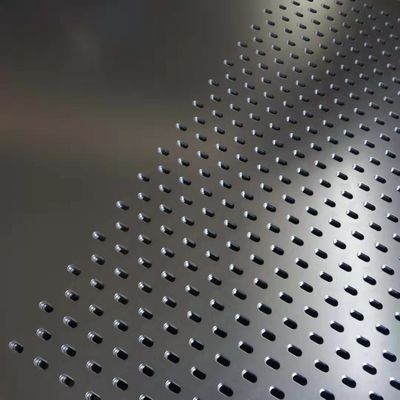 0.7mm 1mm 2mm Aluminium Galwanizowane Stal Nierdzewna Perforatowany Metal Niestandardowy Design Dziury