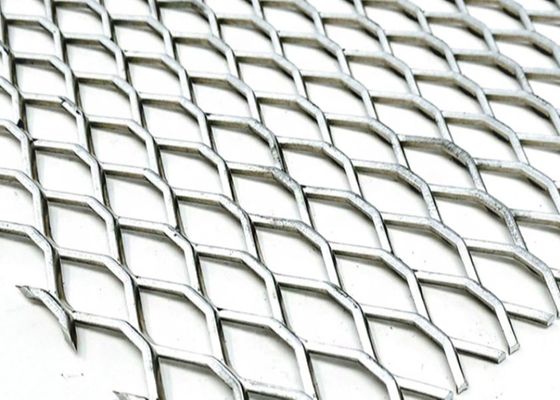 Stopnie chodnika Ocynkowany rozszerzony metalowy arkusz 4x8 4,5 mm 5,0 mm do podłóg przyczepy