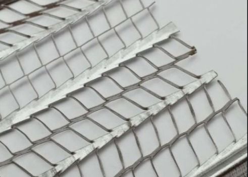 610 * 2440mm Hy Rib Lath Betonowa ściana Stucco Wire Lath 100m Odległość żebra
