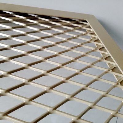 Okładzina ścienna Rozszerzona siatka metalowa Pvdf Powłoka proszkowa Aluminium do sufitu elewacyjnego Metaliczny