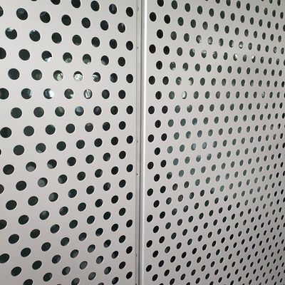 Okrągły otwór Dekoracyjna aluminiowa perforowana metalowa okładzina malowana proszkowo